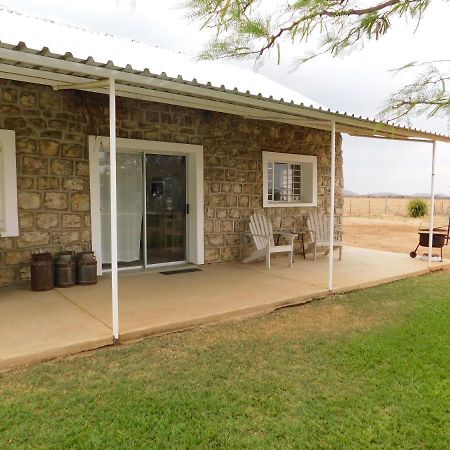 Meteorite Rest Camp Hotel Grootfontein Exterior foto